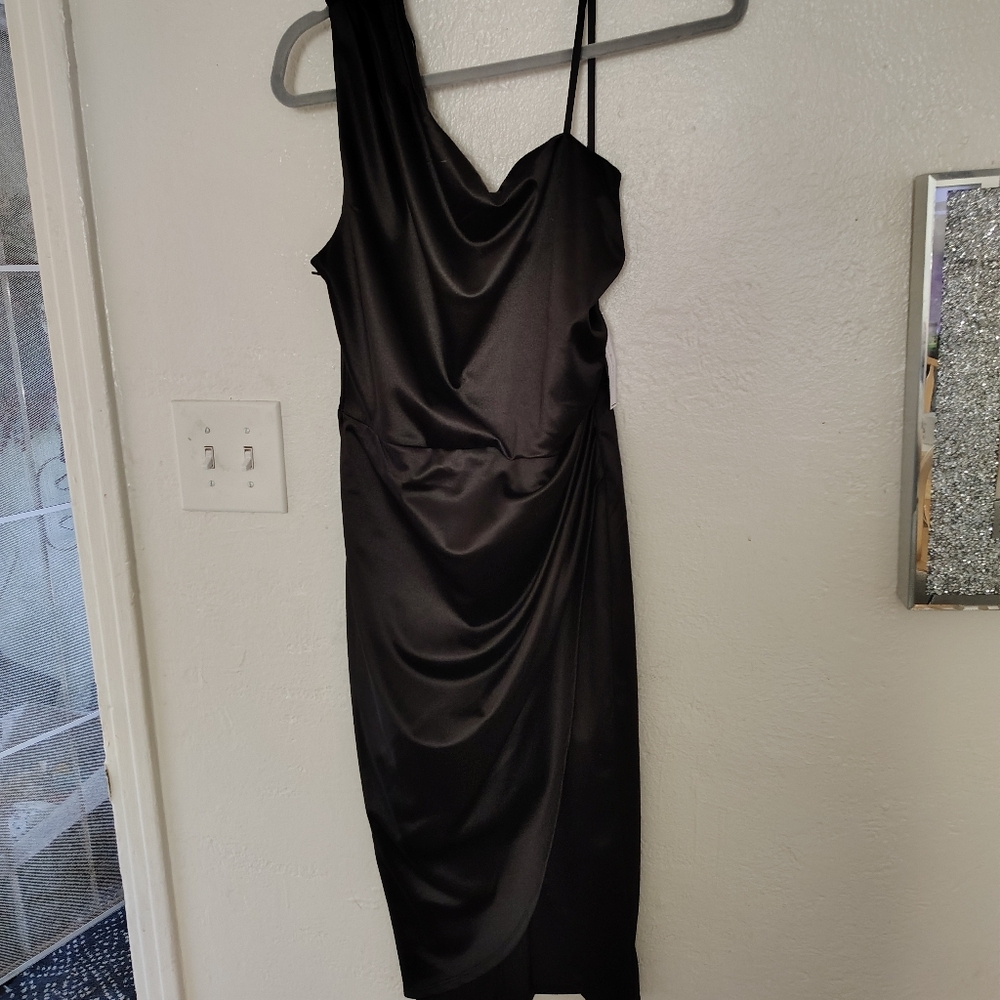 Premier Black Ruched Long Sleeve Sheath Dress